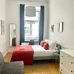 Sj2de Heart Of Lisbon, 1min To Augusta Arch! Spacious 2 Apts With 4br& 2ba Apartman Lisboa