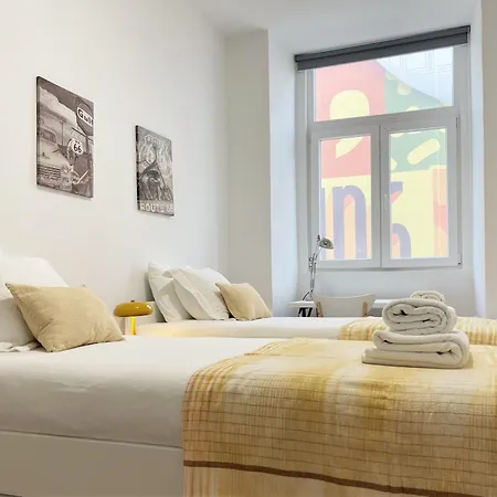 Sj2de Heart Of Lisbon, 1min To Augusta Arch! Spacious 2 Apts With 4br& 2ba Apartmán *
