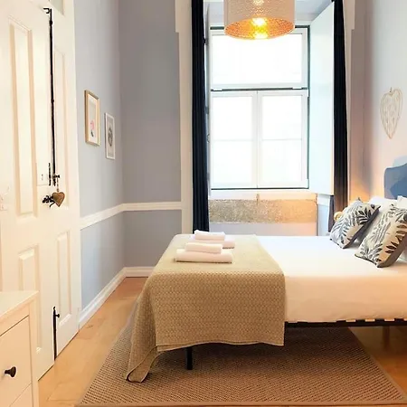 Sj2dee Heart Of Baixa New Air Conditioning Spacious 2 Apts 4br2ba *