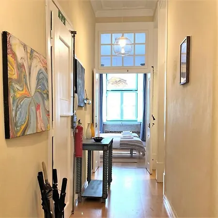 Sj2dee Heart Of Baixa New Air Conditioning Spacious 2 Apts 4br2ba Apartment