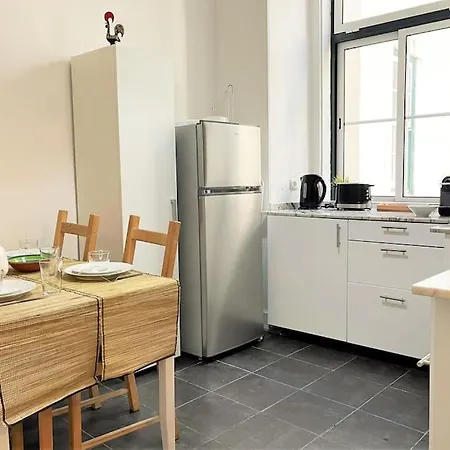 Sj2dee Heart Of Baixa New Air Conditioning Spacious 2 Apts 4br2ba * Lisbon