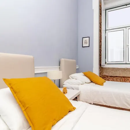 Appartement Sj2de Heart Of Lisbon, 1min To Augusta Arch! Spacious 2 Apts With 4br& 2ba