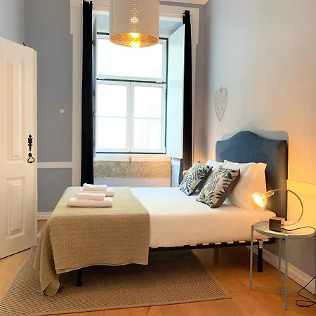 Appartement Sj2de Heart Of Lisbon, 1min To Augusta Arch! Spacious 2 Apts With 4br& 2ba *