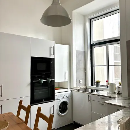 Sj2de Heart Of Lisbon, 1min To Augusta Arch! Spacious 2 Apts With 4br& 2ba