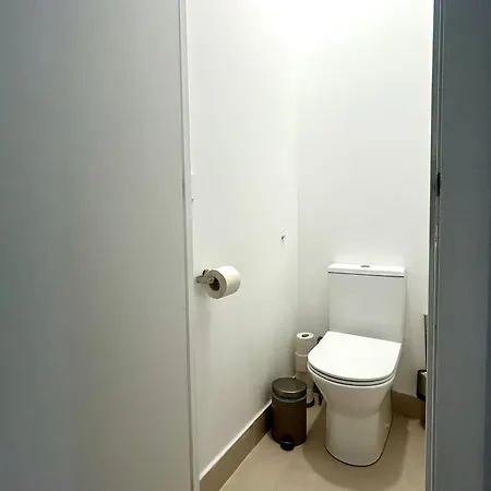 Sj2de Heart Of Lisbon, 1min To Augusta Arch! Spacious 2 Apts With 4br& 2ba *