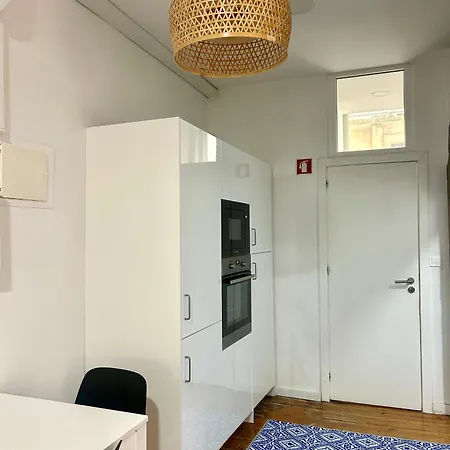 Sj2de Heart Of Lisbon, 1min To Augusta Arch! Spacious 2 Apts With 4br& 2ba * Lisboa