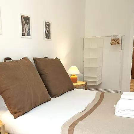Apartman Sj2de Heart Of Lisbon, 1min To Augusta Arch! Spacious 2 Apts With 4br& 2ba Lisboa