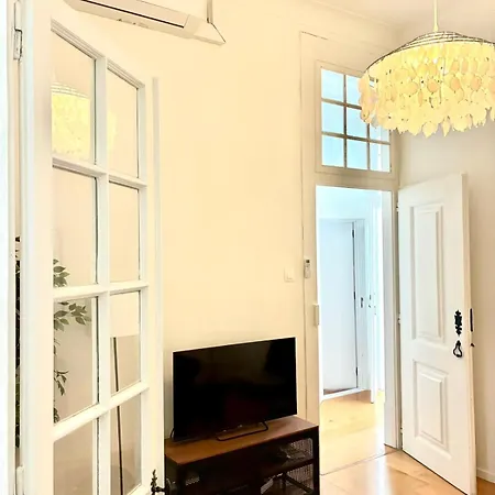 Sj2de Heart Of Lisbon, 1min To Augusta Arch! Spacious 2 Apts With 4br& 2ba Apartman Lisboa