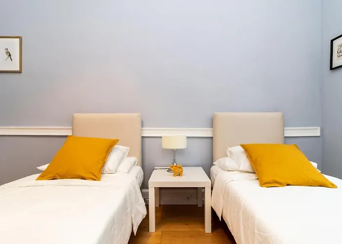 Sj2de Heart Of Lisbon, 1min To Augusta Arch! Spacious 2 Apts With 4br& 2ba Apartment