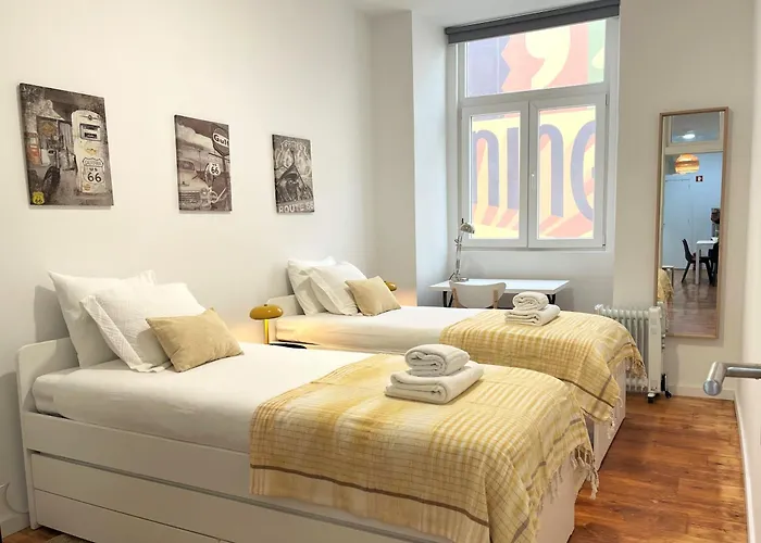 Apartment Sj2de Heart Of Lisbon, 1min To Augusta Arch! Spacious 2 Apts With 4br& 2ba Lissabon