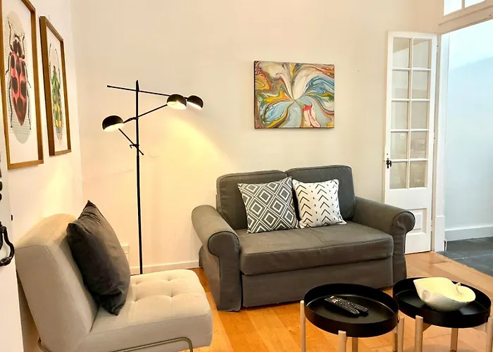 Sj2de Heart Of Lisbon, 1min To Augusta Arch! Spacious 2 Apts With 4br& 2ba * Lissabon