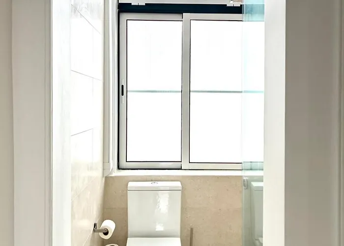 Apartment Sj2de Heart Of Lisbon, 1min To Augusta Arch! Spacious 2 Apts With 4br& 2ba