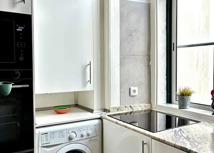 Sj2de Heart Of Lisbon, 1min To Augusta Arch! Spacious 2 Apts With 4br& 2ba Apartment Lissabon