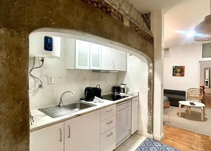 Sj2de Heart Of Lisbon, 1min To Augusta Arch! Spacious 2 Apts With 4br& 2ba Apartment Lissabon